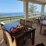펜션 Terrace 180 View To Sea